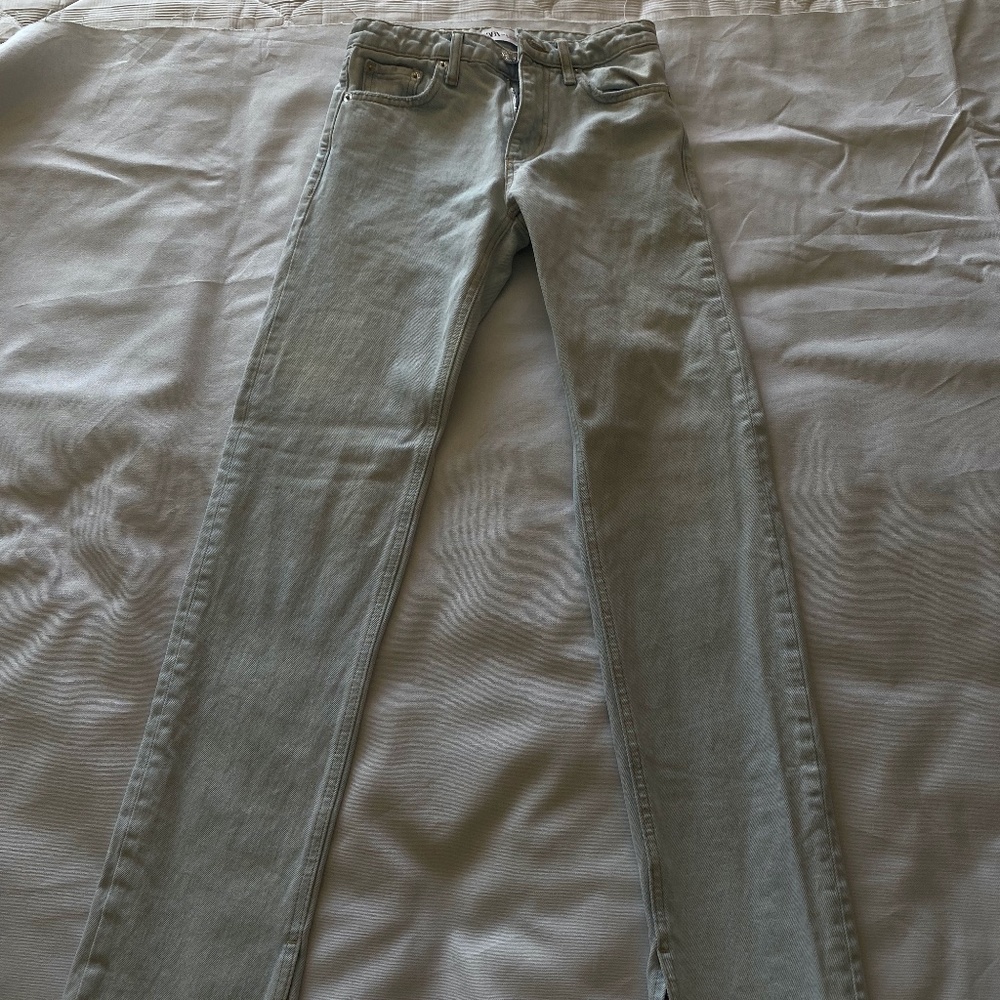 Zara Light Washed, Split Hem Jeans
